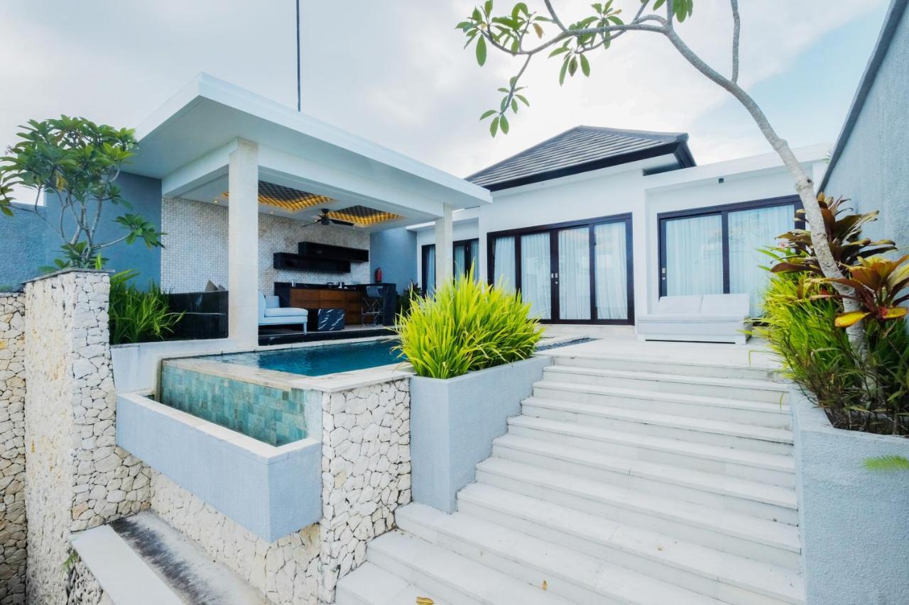 Prasana Villas By Arjani Resorts Uluwatu Buitenkant foto