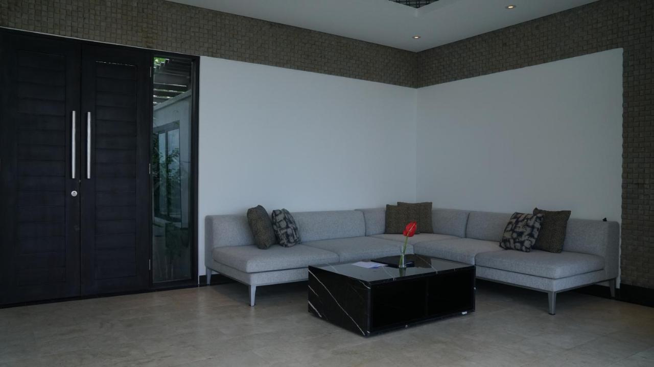 Prasana Villas By Arjani Resorts Uluwatu Buitenkant foto